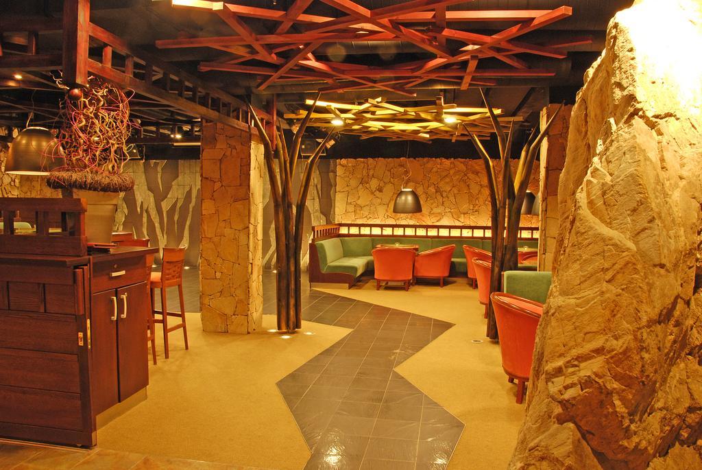 טאלה Hotel Partizan מראה חיצוני תמונה